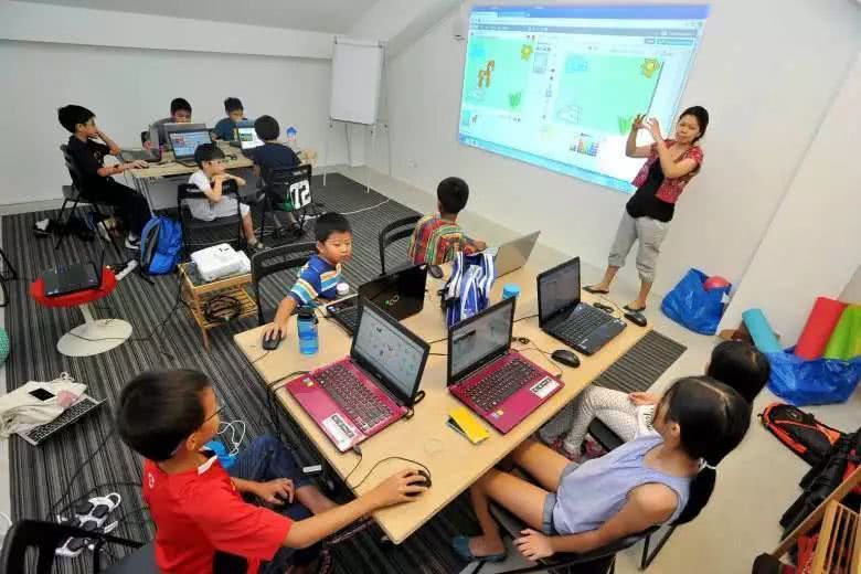 程序员爸爸抵制编程教育：“我不会教孩子学编程，你们也别教”